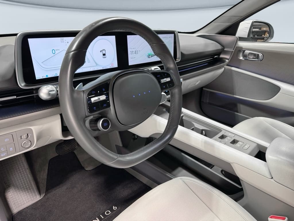 2024 Hyundai IONIQ 6 view 17