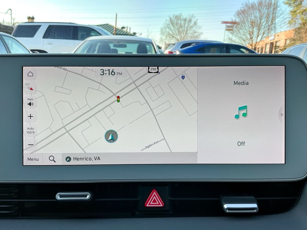 2022 Hyundai IONIQ 5 view 11