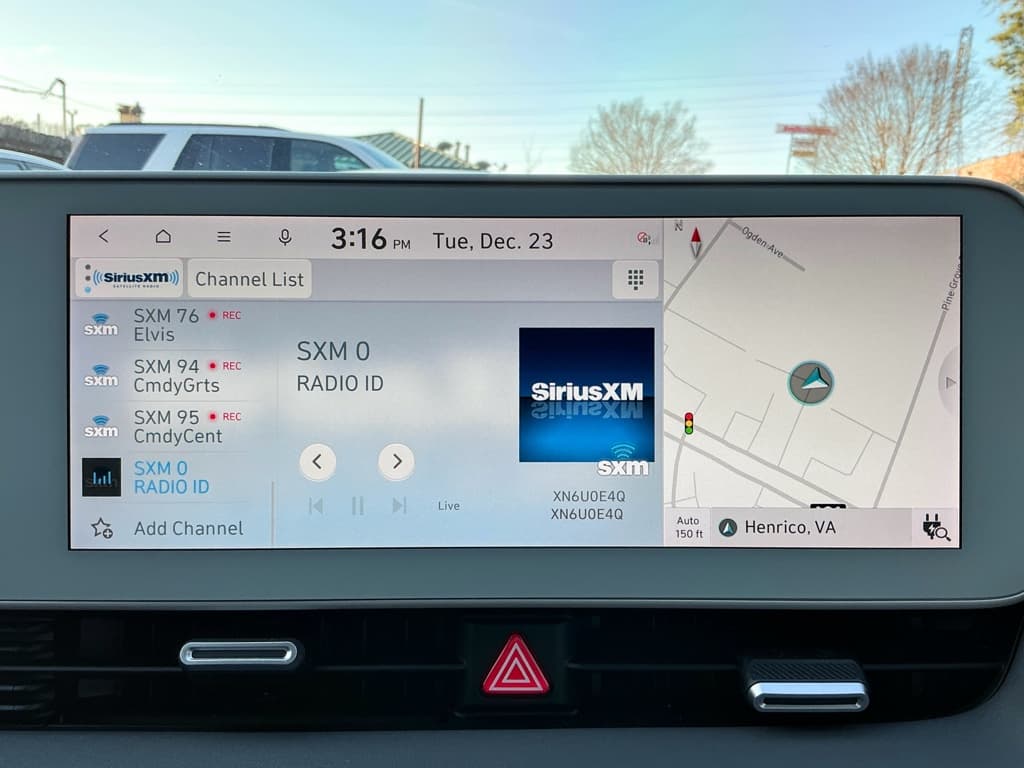 2022 Hyundai IONIQ 5 view 13