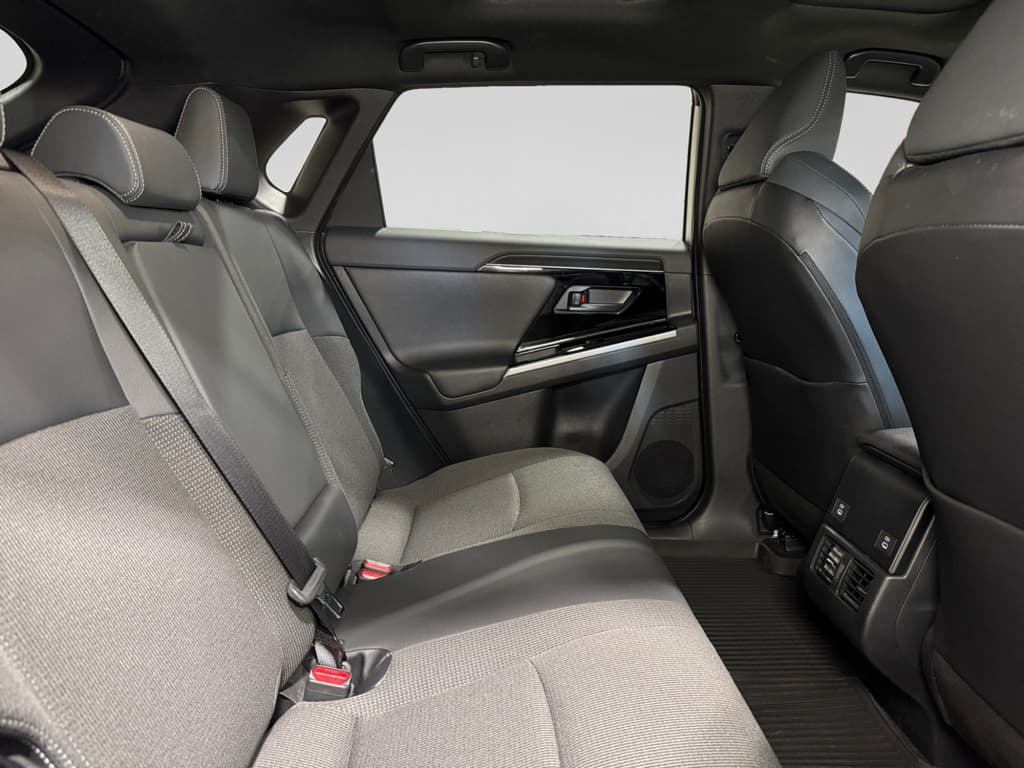 2025 Toyota bZ4X view 20