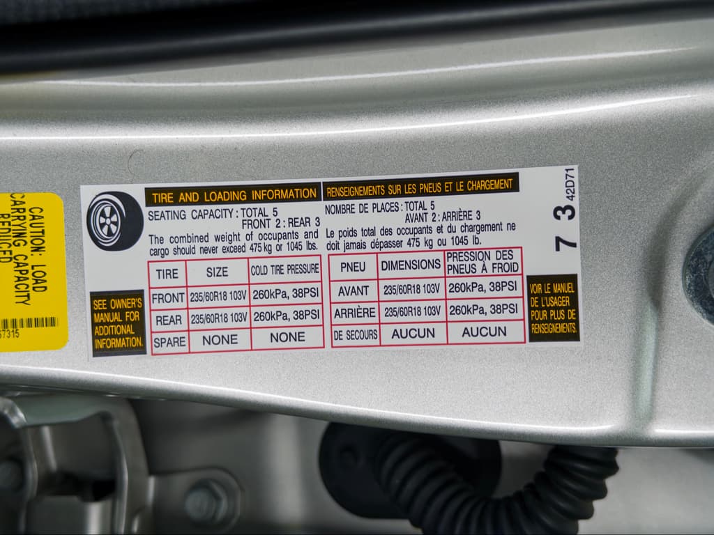 2025 Toyota bZ4X view 26