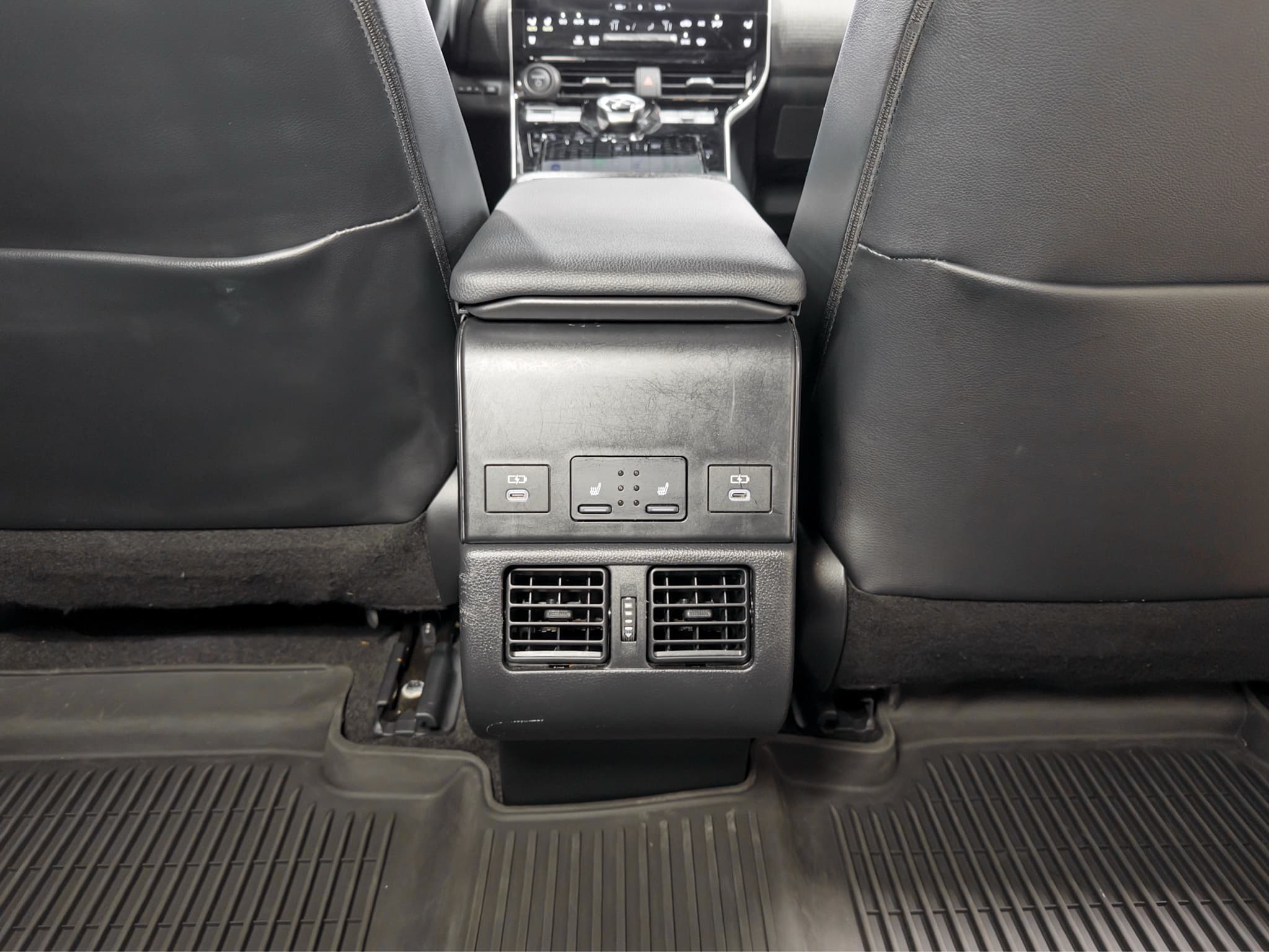 2024 Toyota bZ4X view 18