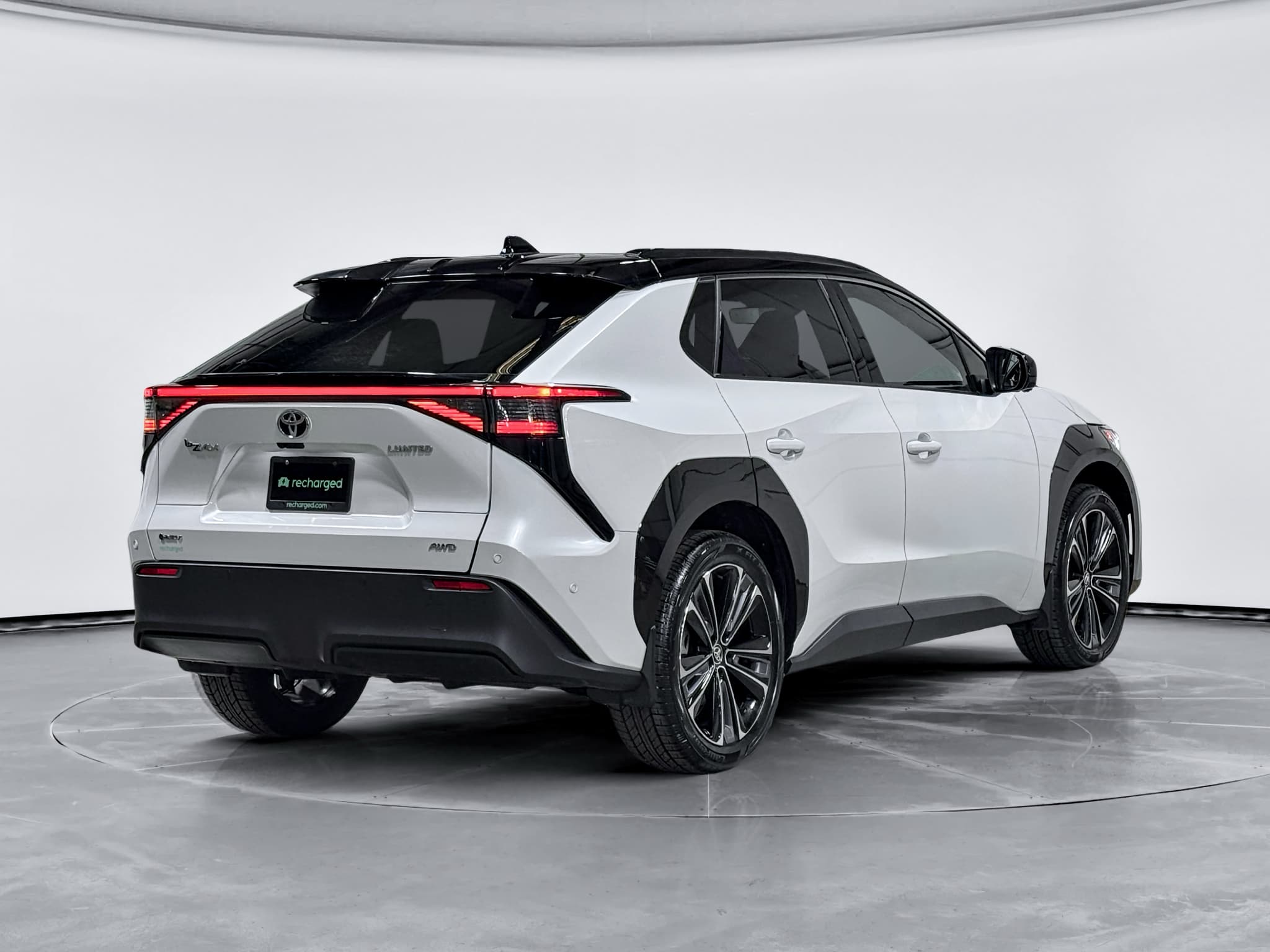 2024 Toyota bZ4X view 3