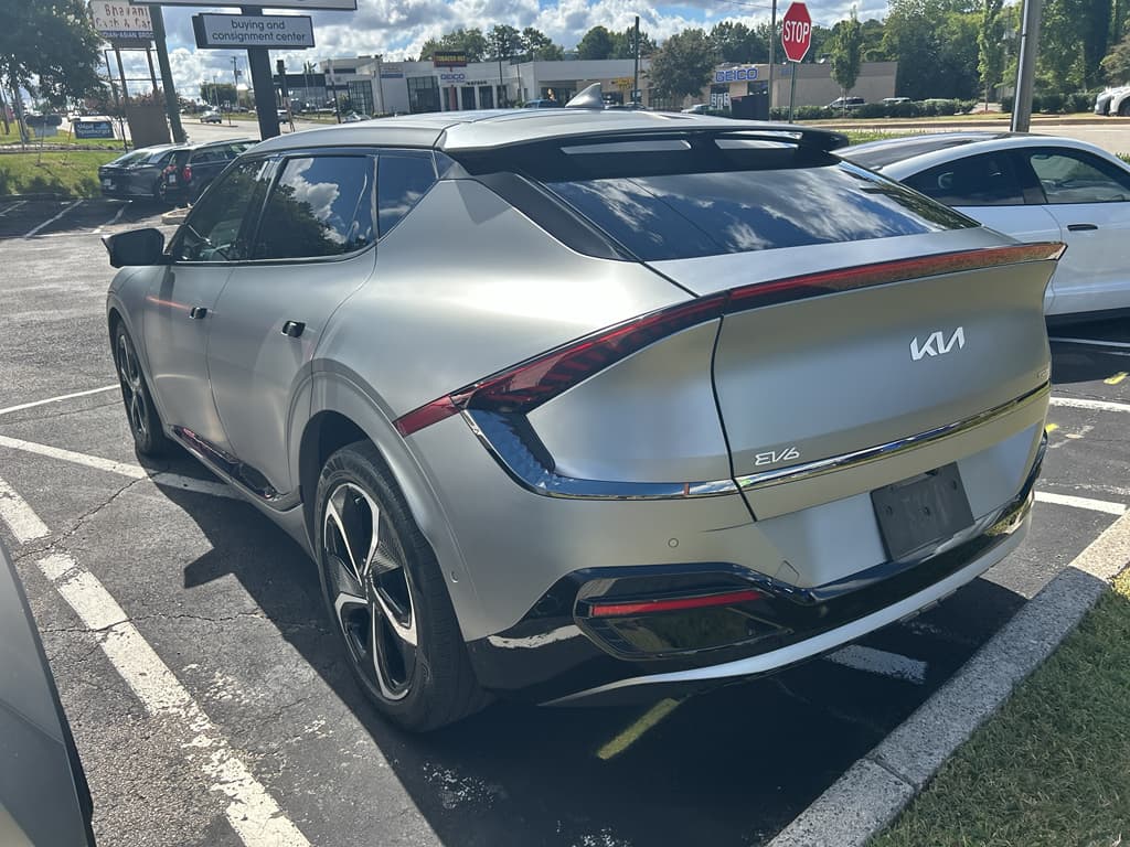 2022 Kia EV6 view 2