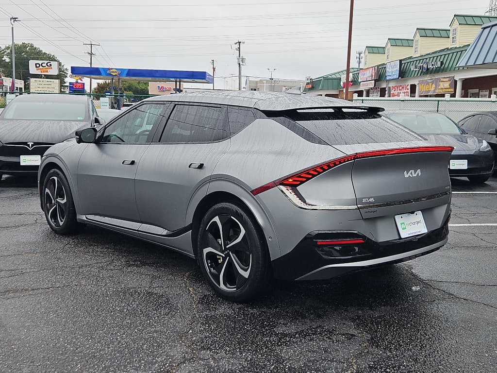2022 Kia EV6 view 2