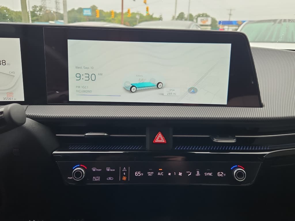 2022 Kia EV6 view 10