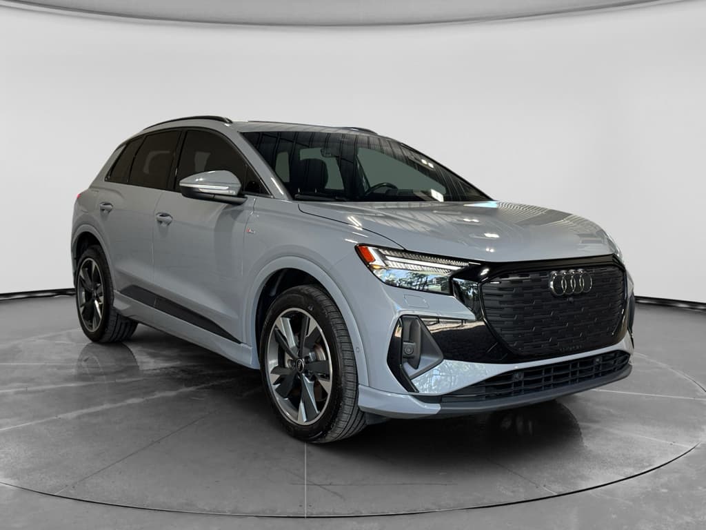 2023 Audi Q4 e-tron view 4