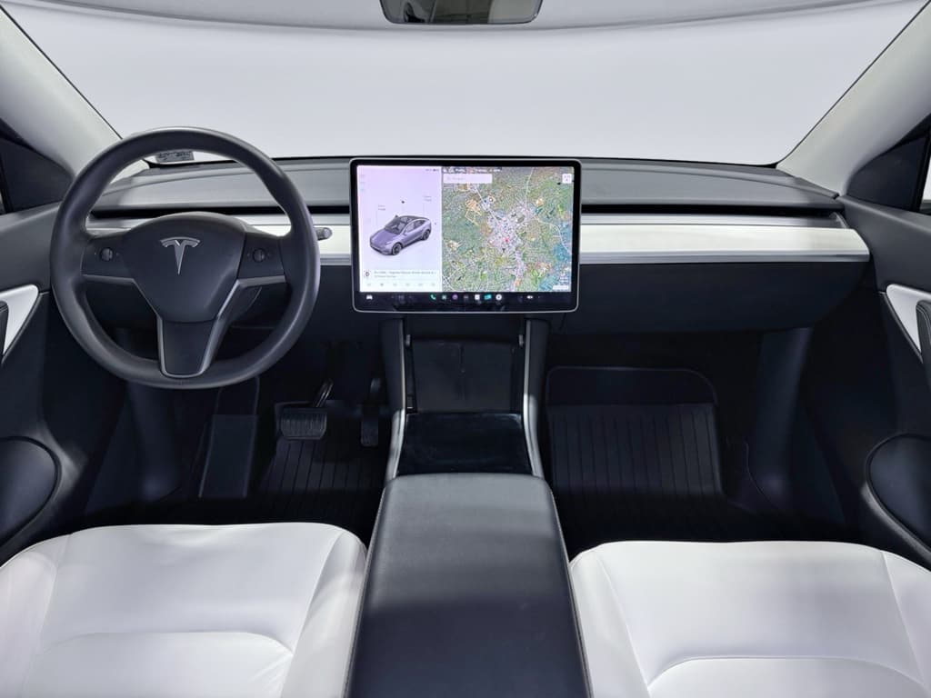 2021 Tesla Model Y view 14