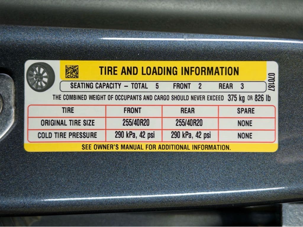 2021 Tesla Model Y view 28