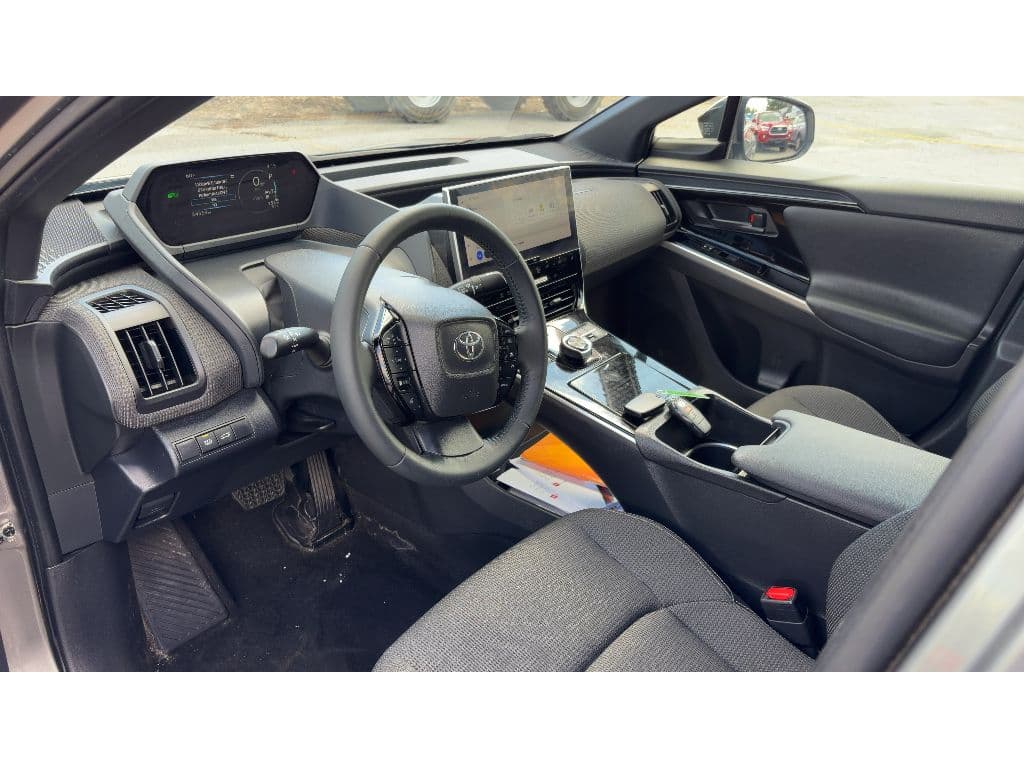 2024 Toyota bZ4X view 5