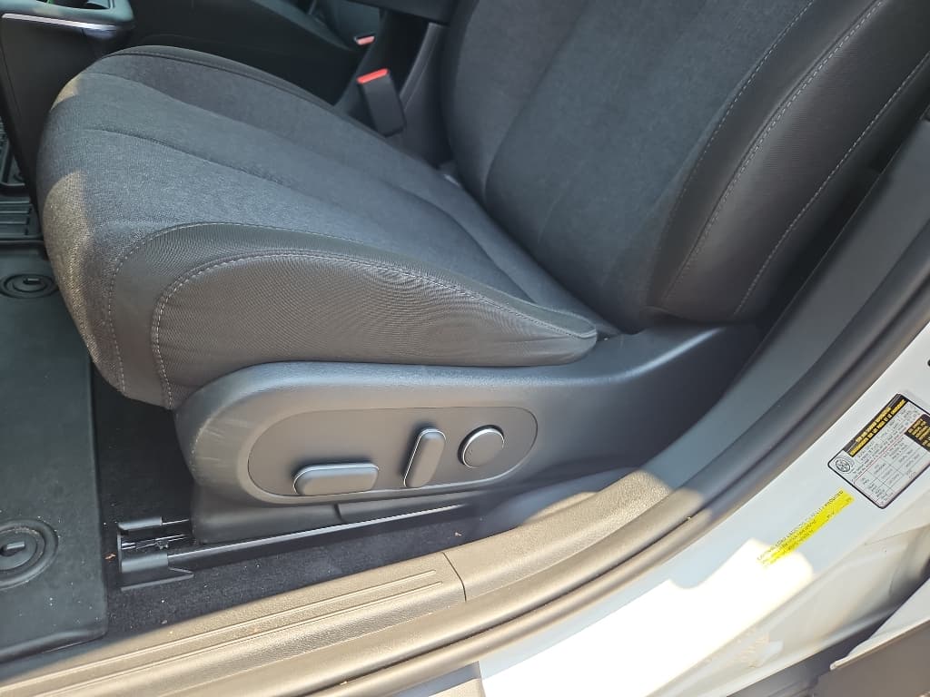 2022 Hyundai IONIQ 5 view 7