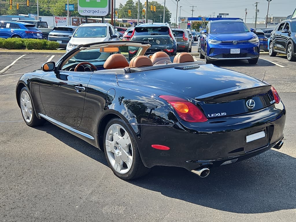 2005 Lexus SC 430 view 2
