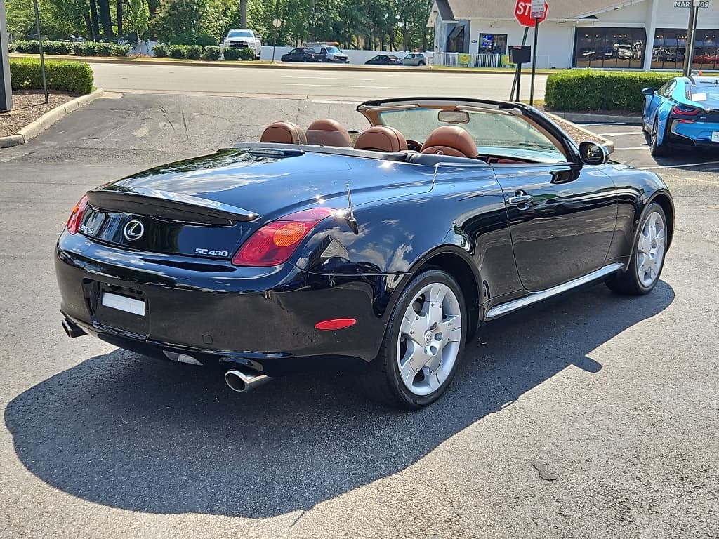 2005 Lexus SC 430 view 3
