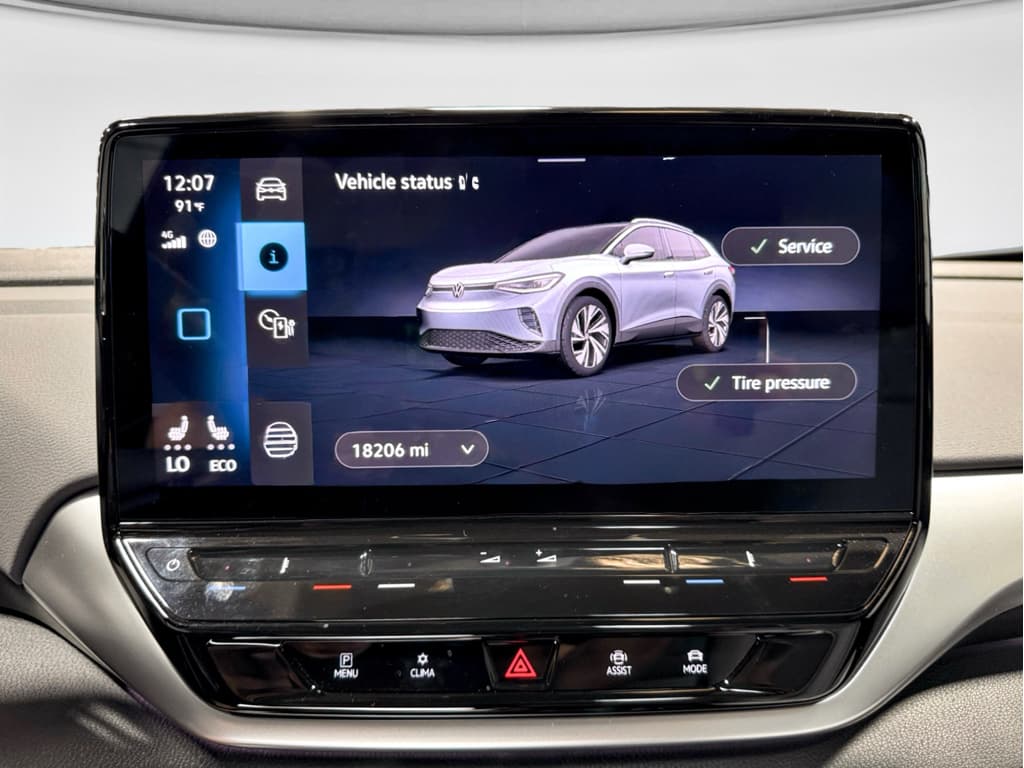 2022 Volkswagen ID.4 view 11