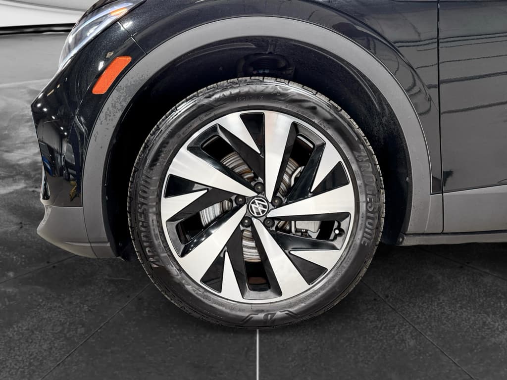 2022 Volkswagen ID.4 view 29