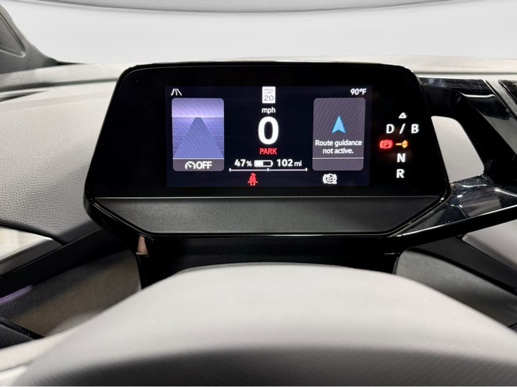 2022 Volkswagen ID.4 view 10