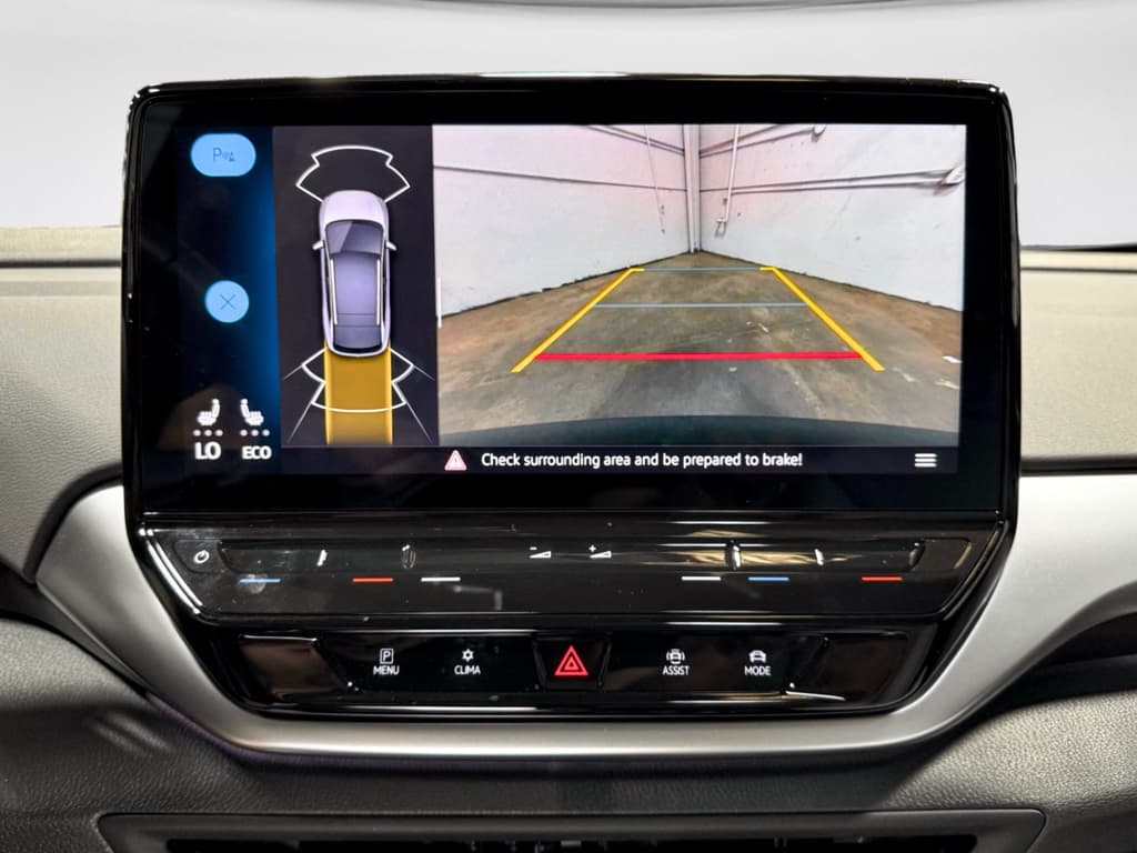 2022 Volkswagen ID.4 view 15