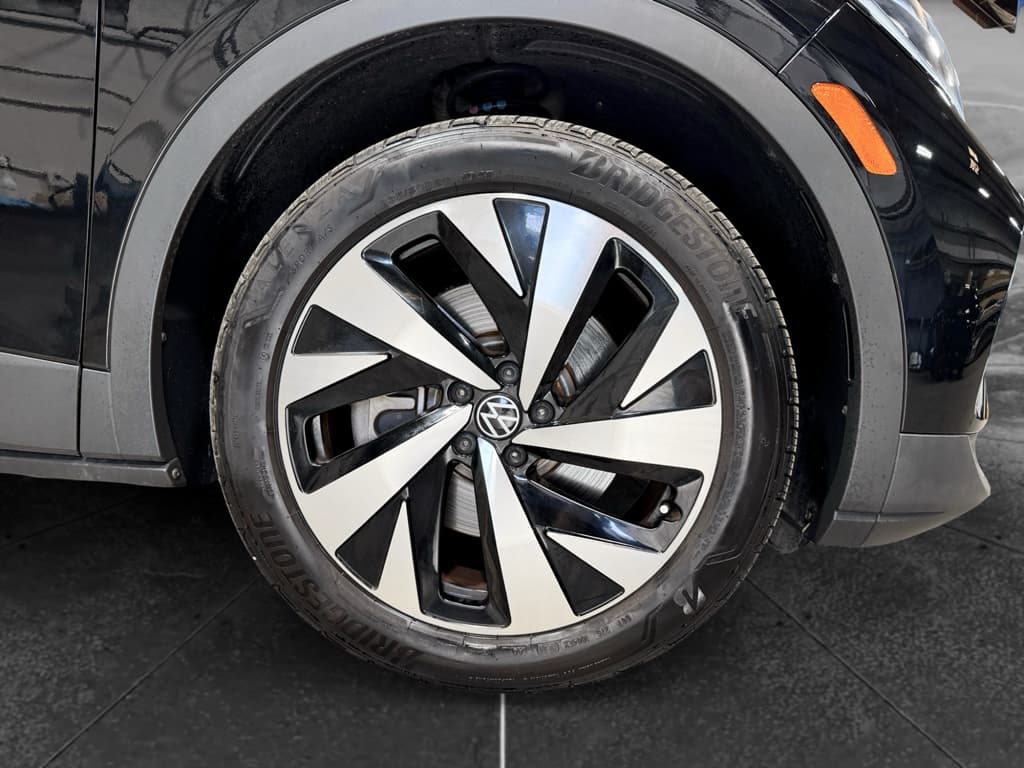 2022 Volkswagen ID.4 view 35