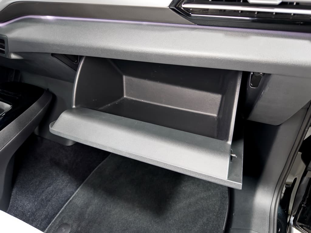 2022 Volkswagen ID.4 view 20