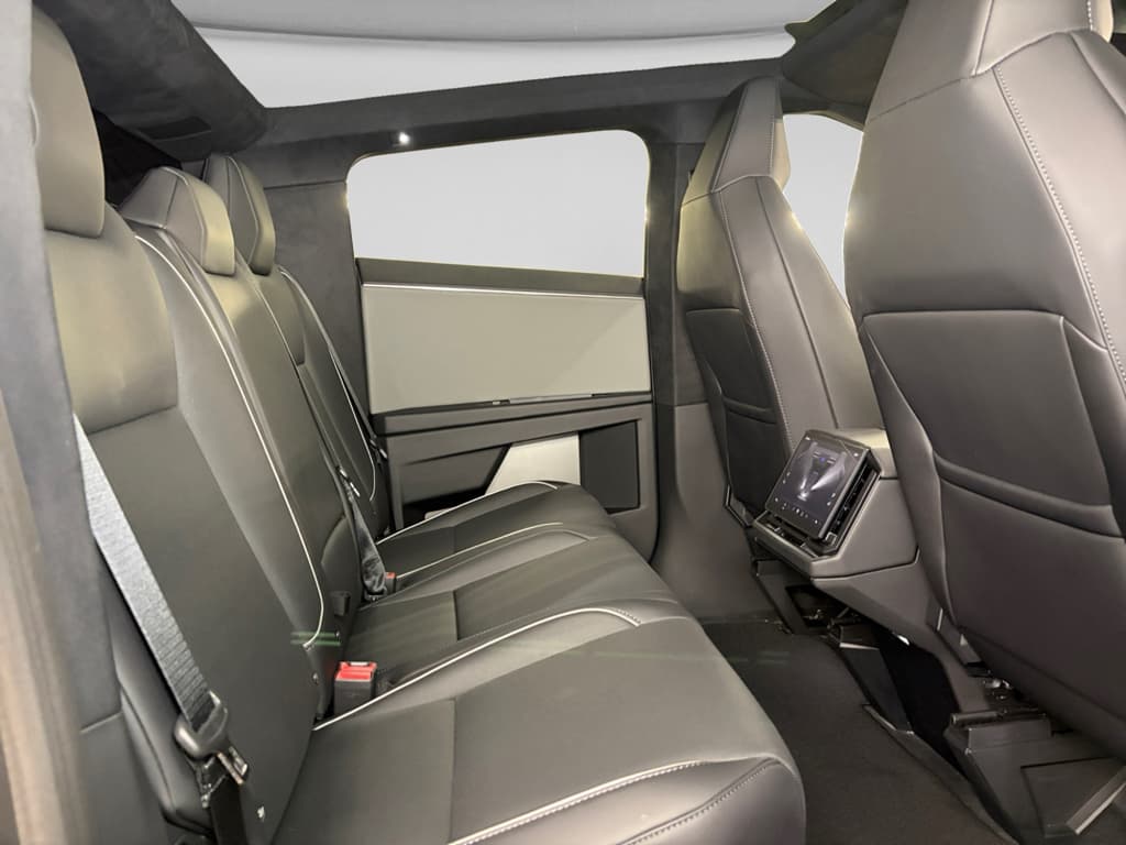 2025 Tesla Cybertruck view 20