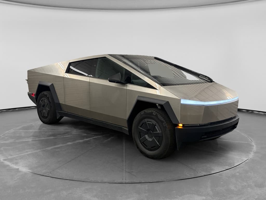 2025 Tesla Cybertruck view 4