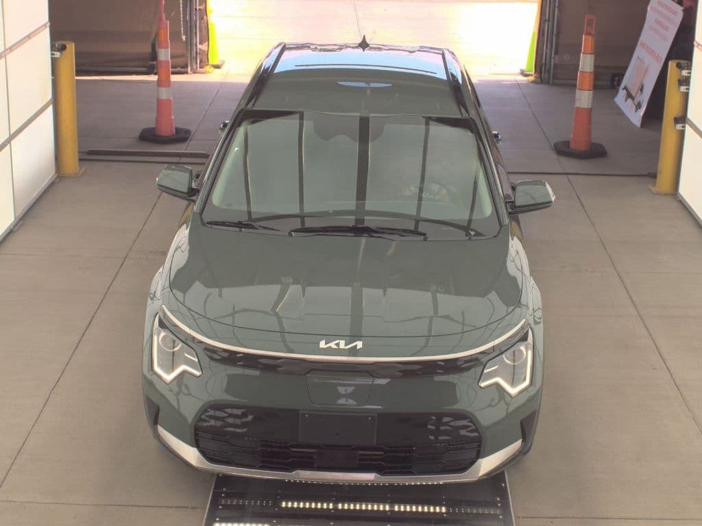 2023 Kia Niro EV view 2