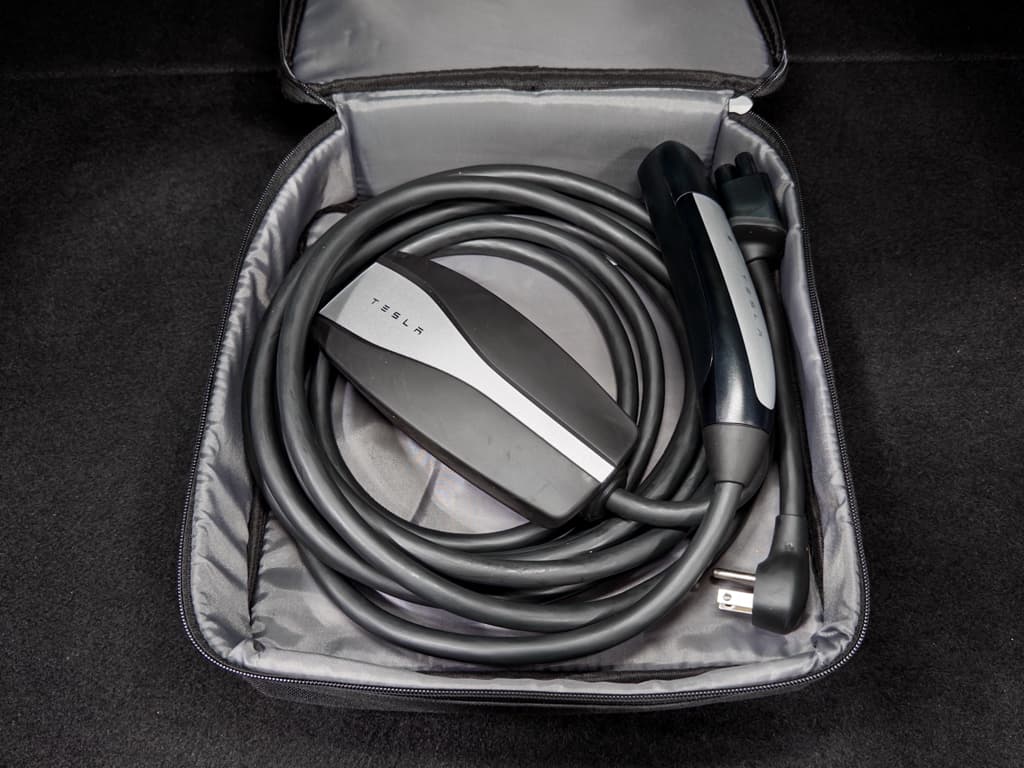 2018 Tesla Model 3 view 6