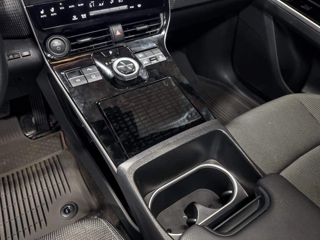 2024 Toyota bZ4X view 18