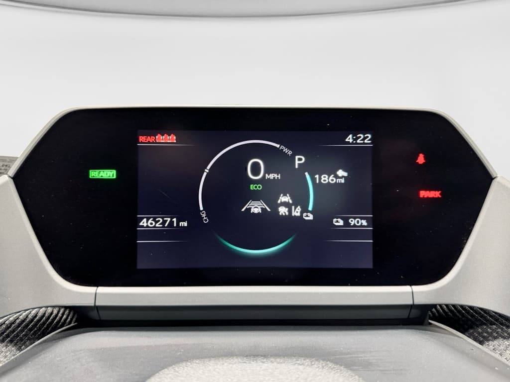 2024 Toyota bZ4X view 10