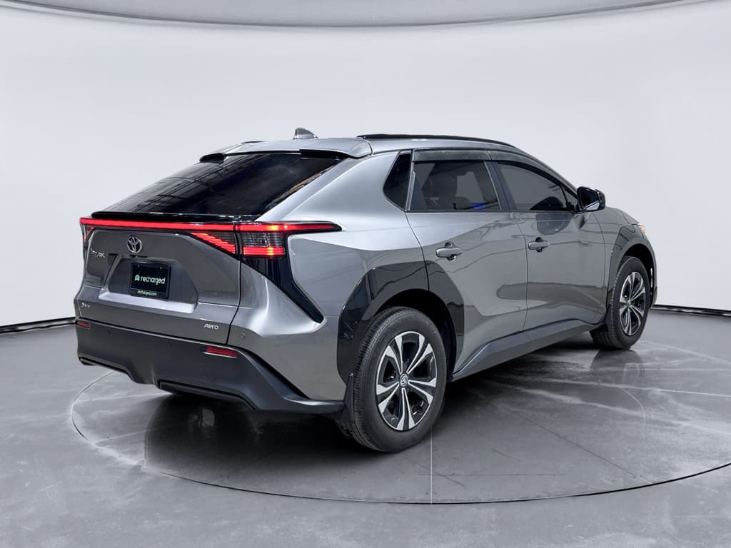 2024 Toyota bZ4X view 3