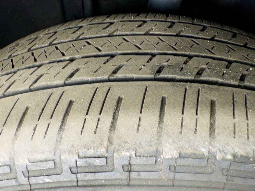 2024 Toyota bZ4X view 34
