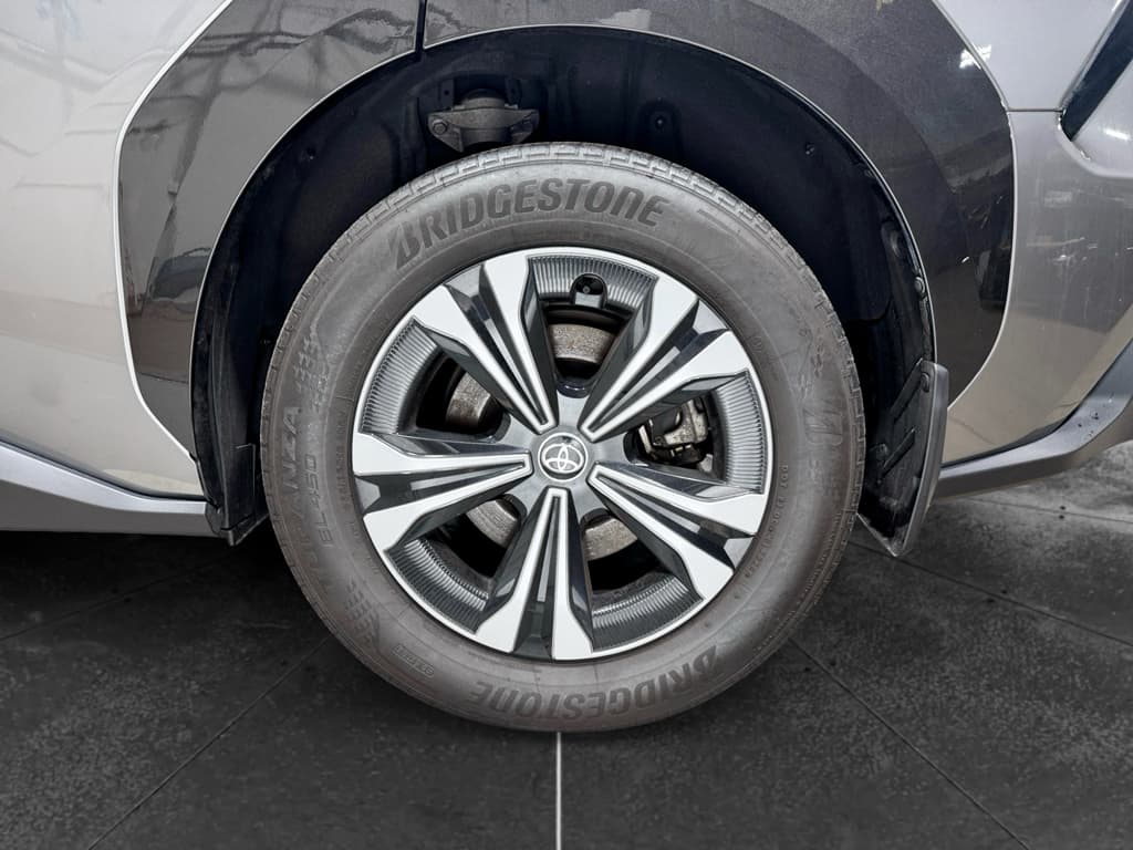 2024 Toyota bZ4X view 29