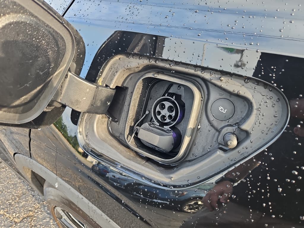 2022 Polestar Polestar 2 view 5