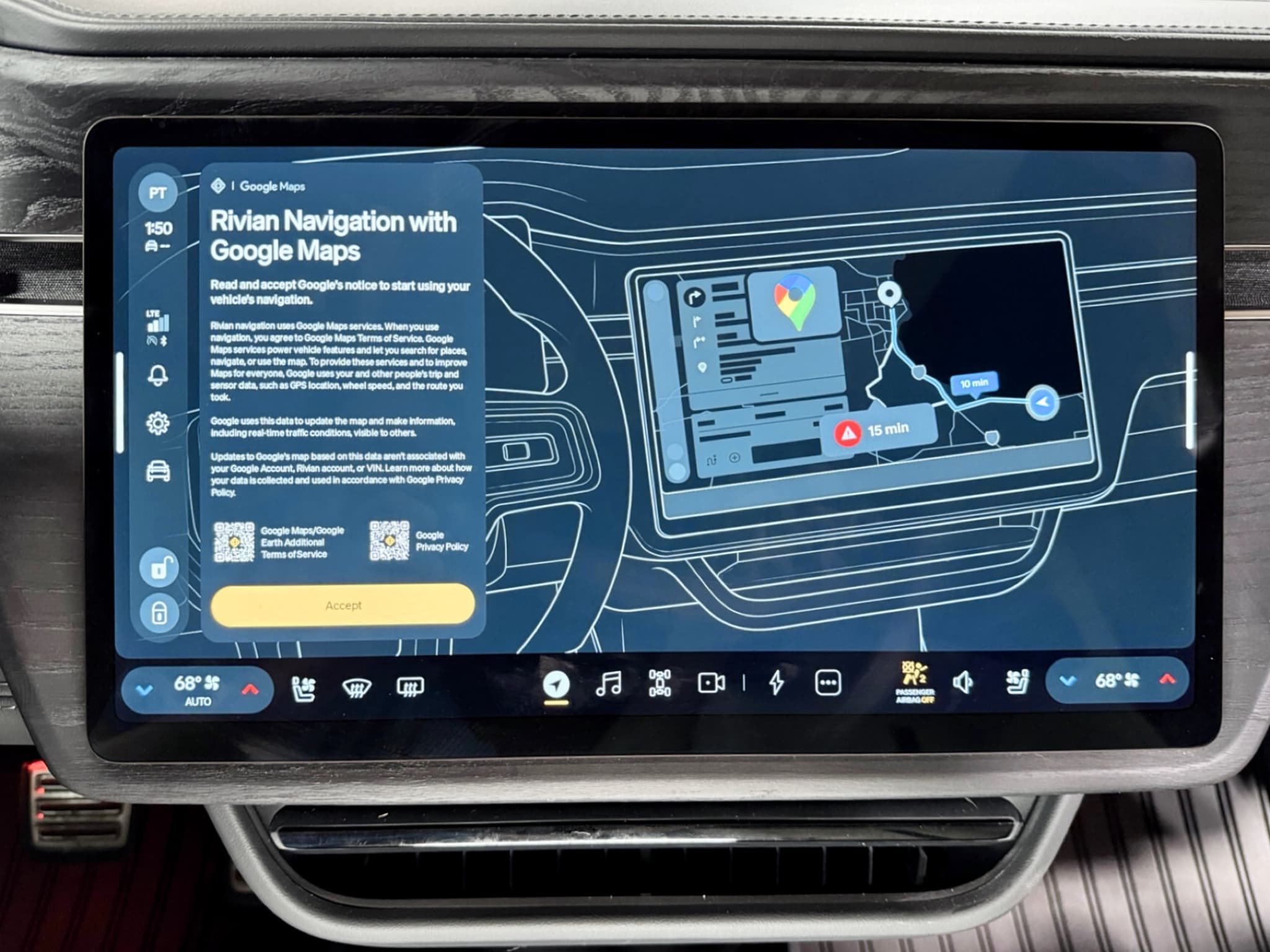 2025 Rivian R1S view 11