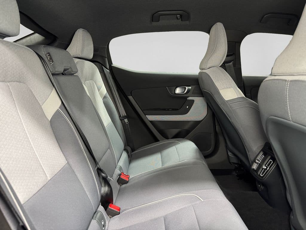 2022 Polestar Polestar 2 view 10