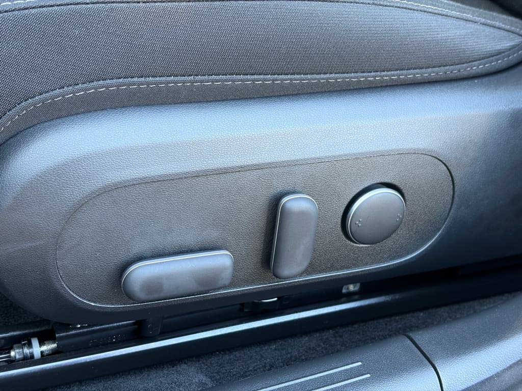 2024 Hyundai IONIQ 6 view 6