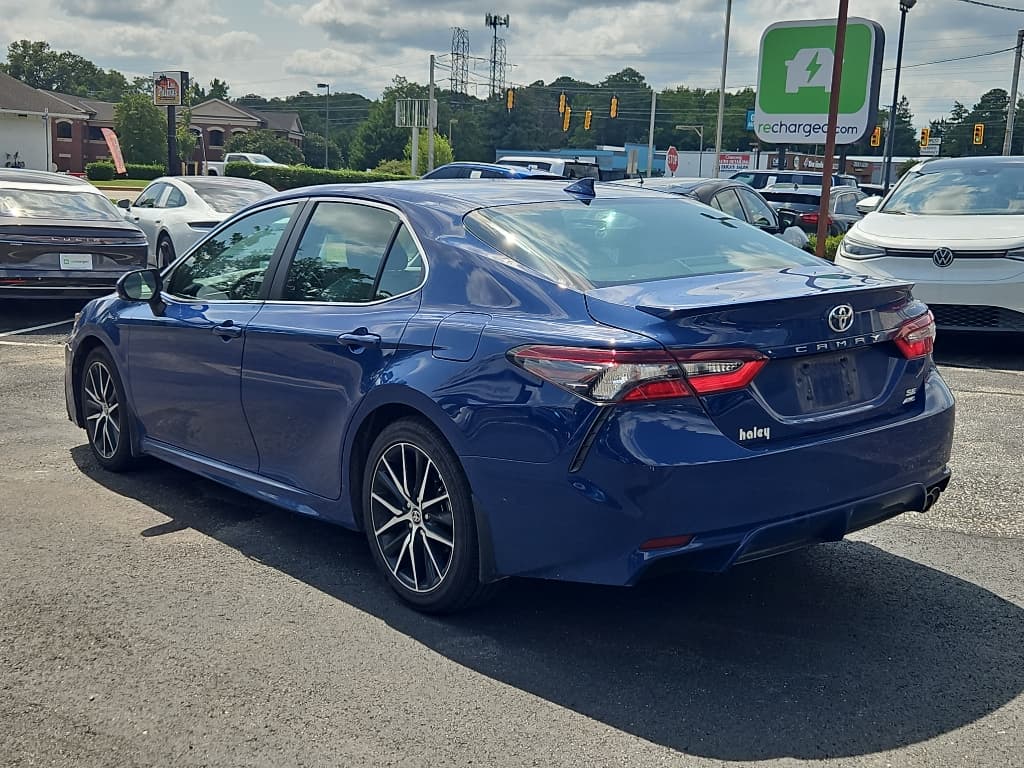 2023 Toyota Camry view 2