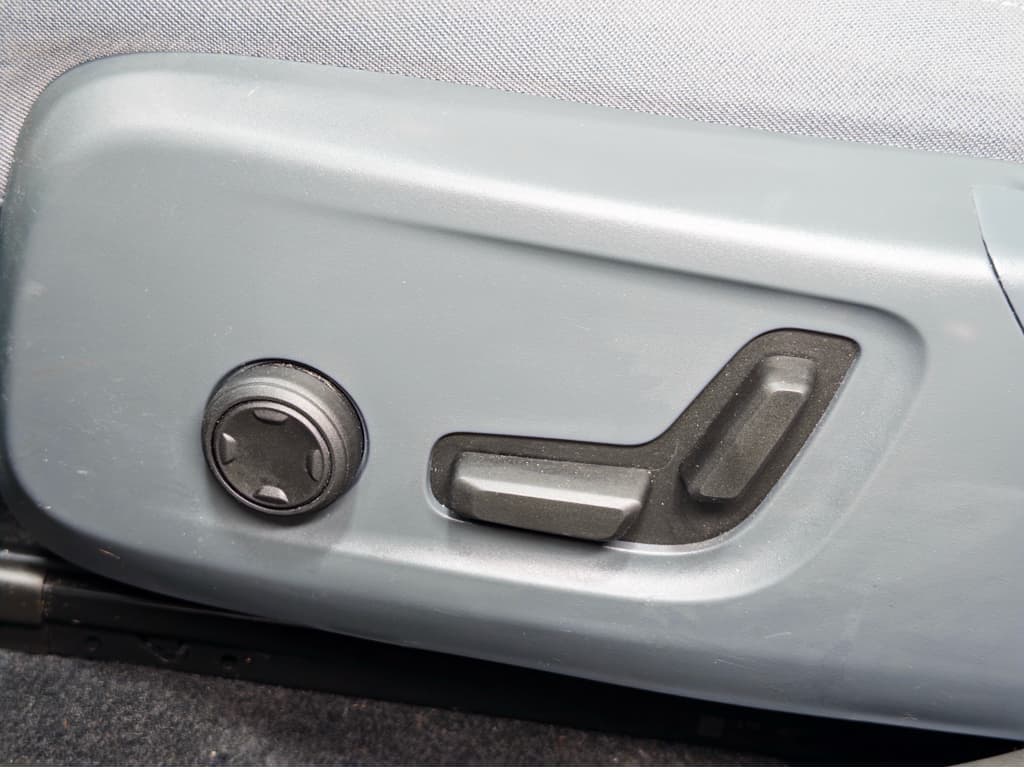 2022 Polestar Polestar 2 view 7