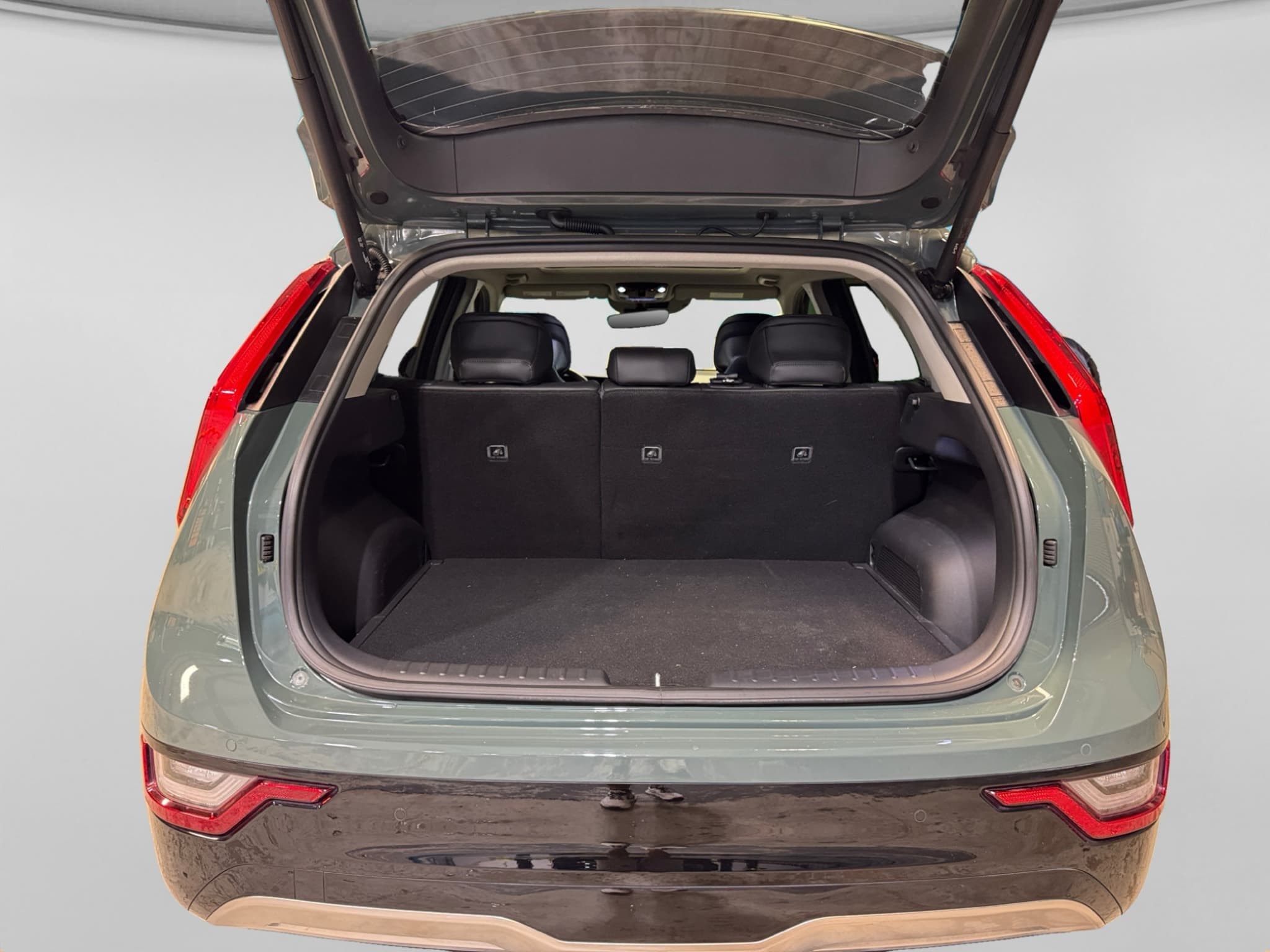 2023 Kia Niro EV view 27