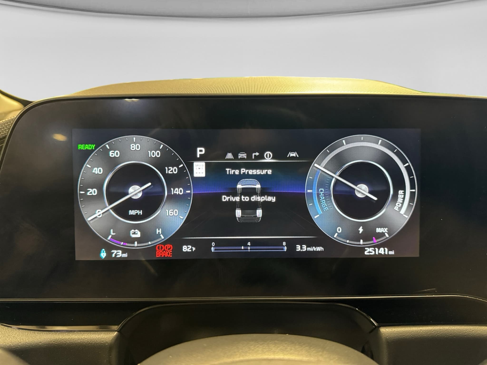 2023 Kia Niro EV view 9