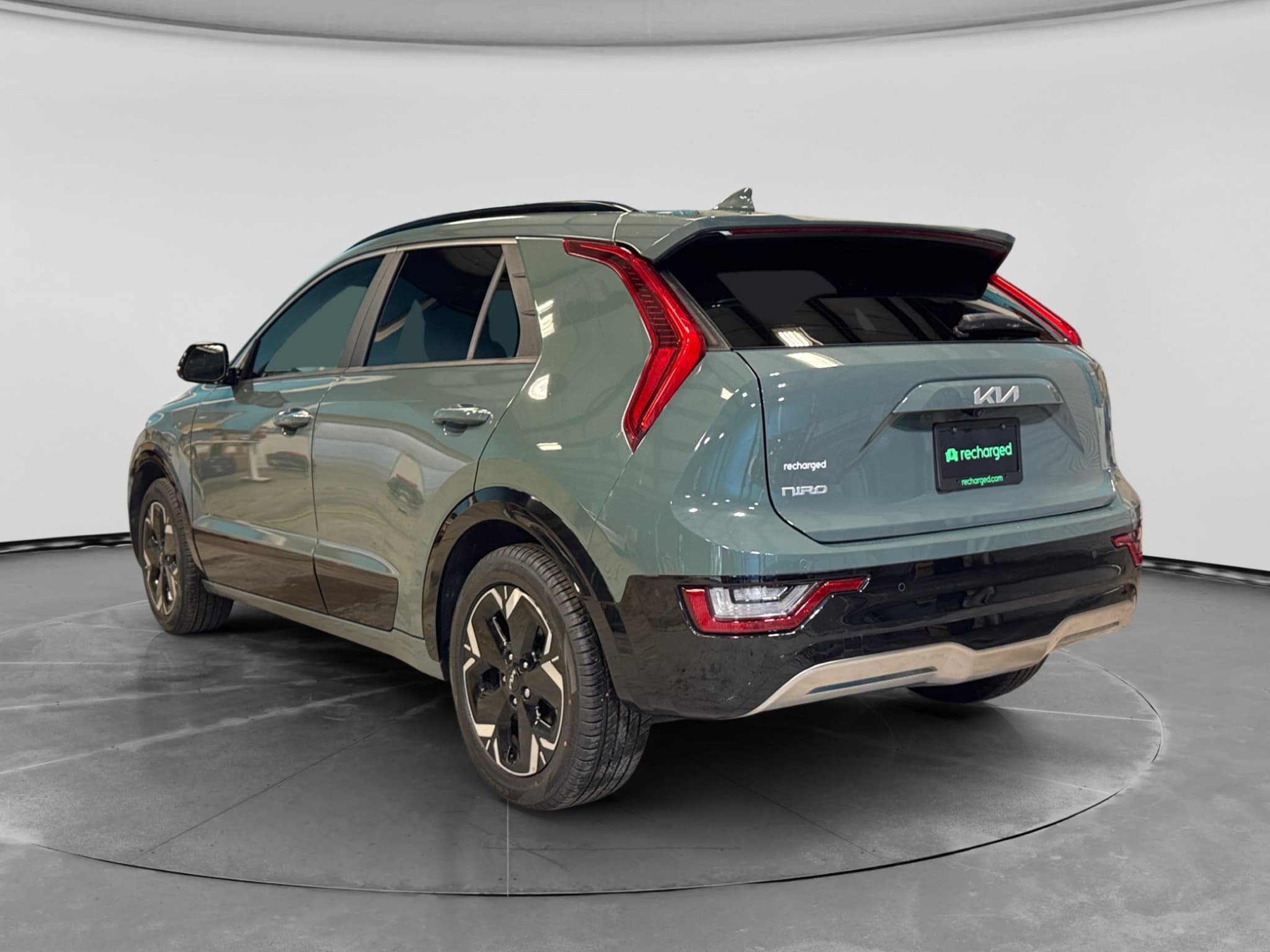 2023 Kia Niro EV view 2