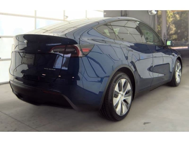 2024 Tesla Model Y view 3