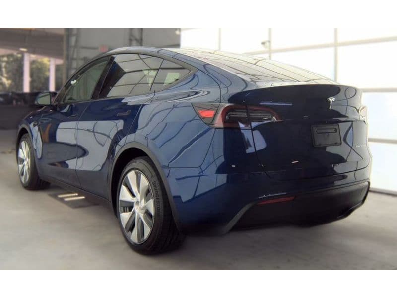 2024 Tesla Model Y view 4