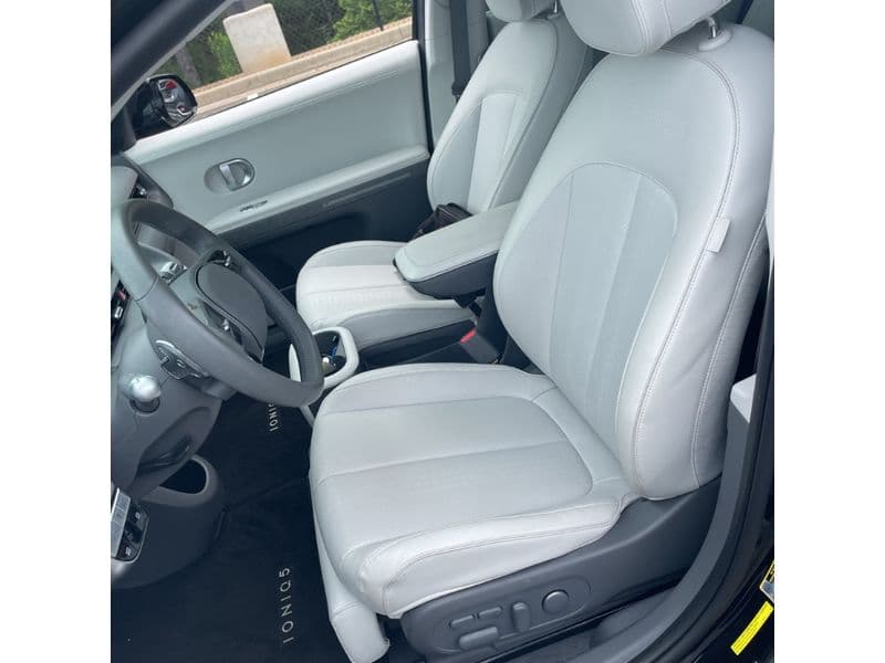 2022 Hyundai IONIQ 5 view 10