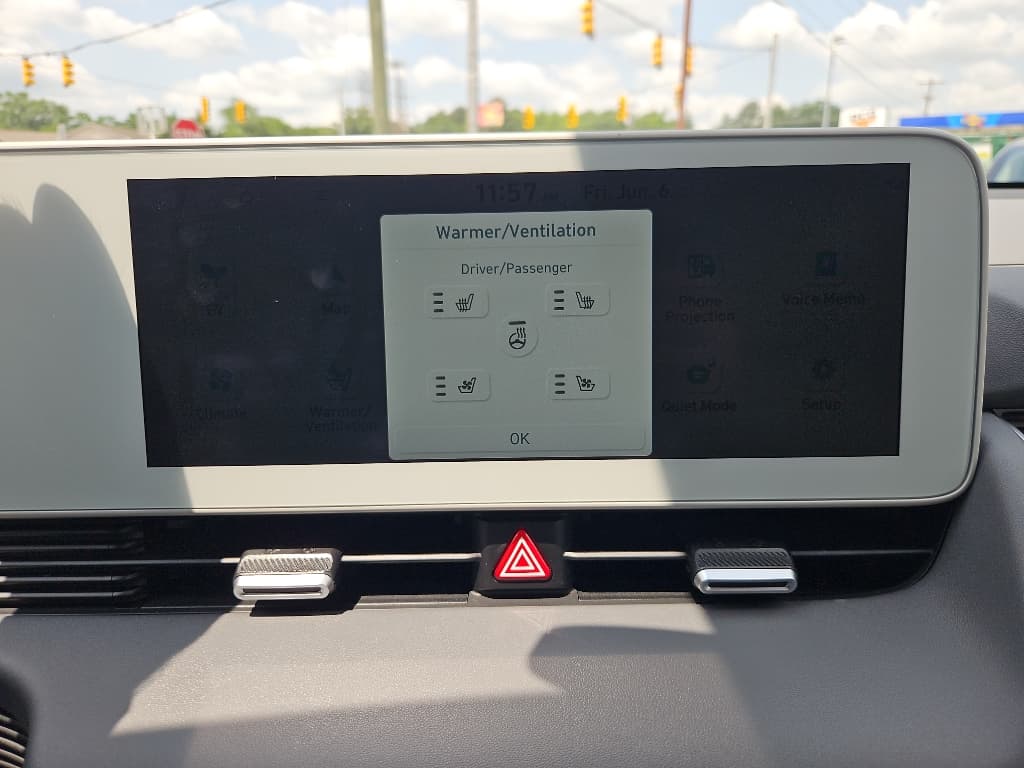 2022 Hyundai IONIQ 5 view 16