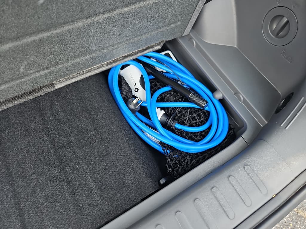 2022 Hyundai IONIQ 5 view 6