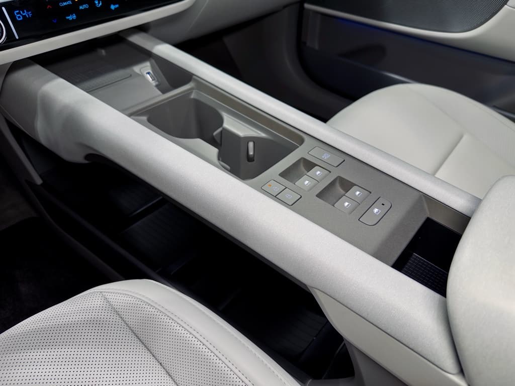 2024 Hyundai IONIQ 6 view 20