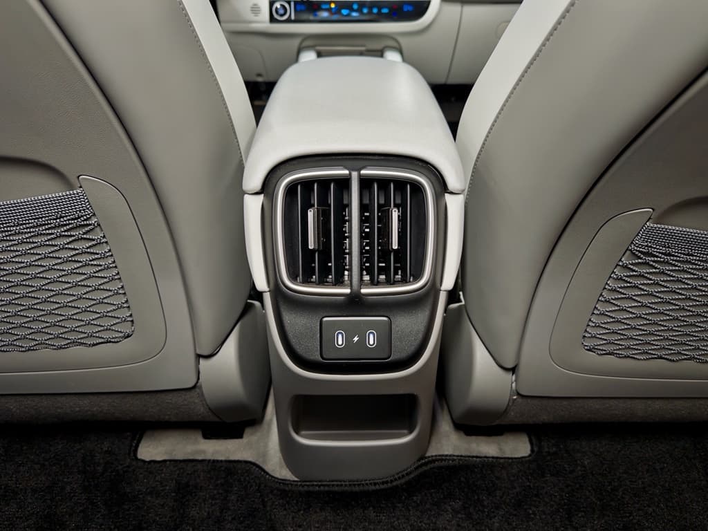 2024 Hyundai IONIQ 6 view 23