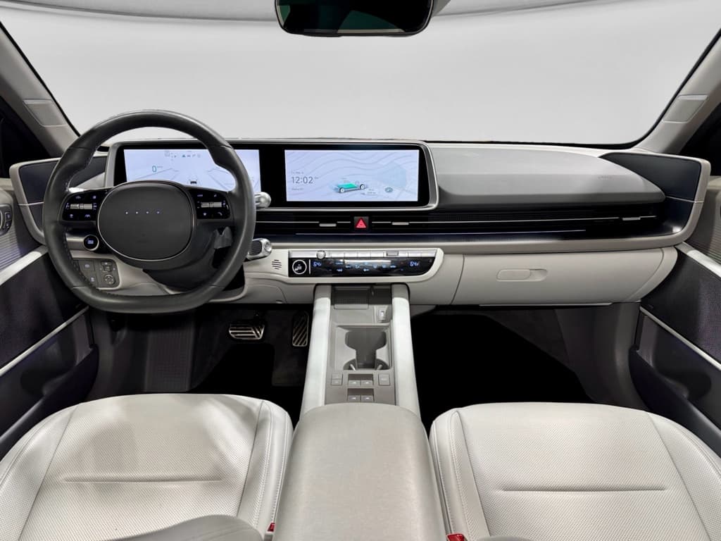 2024 Hyundai IONIQ 6 view 17