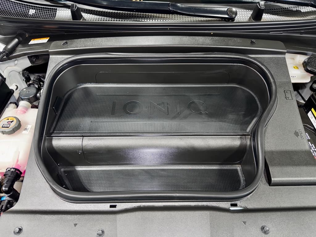 2024 Hyundai IONIQ 6 view 28